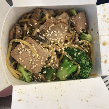 honeygrow - Pre-Made Recipe Sesame Garlic Stir-Fry with Egg White Noodles - Salad Near Me - Philadelphia, Pennsylvania