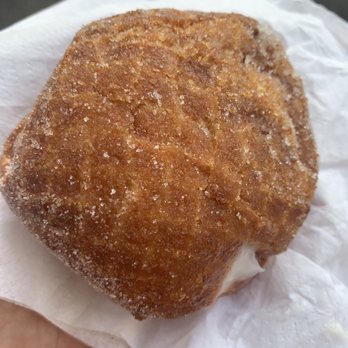 Leonard's Bakery - Coconut masaladas - Bakeries Near Me - Honolulu, Hawaii