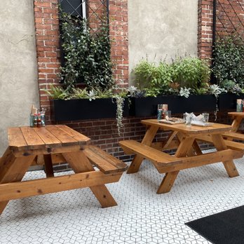 Bae's Fried Chicken - Patio area, cute! - Chicken Shop Near Me - Portland, Oregon Bae's Fried Chicken - Patio area, cute! - Chicken Shop Near Me - Portland, Oregon