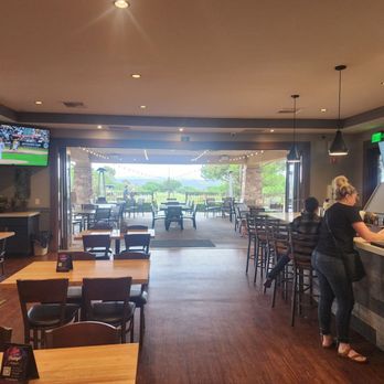 Fairways Kitchen & Bar - Eating Area Inside - Bars Near Me - Oceanside, California