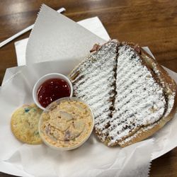 Sweet Cravings Bakery + Bistro - Moab christo, bacon potato salad, sugar cookie
