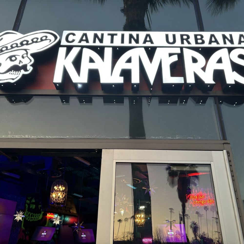 Kalaveras - Cocktail Bars Near Me - Hollywood, California