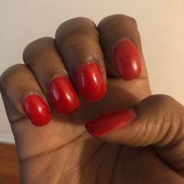 Don't let the light shining fool you, there is no shine to my nails at all in fact they are quite dull! Take a look at the pointer finger!