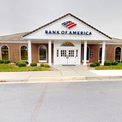 Bank of America Financial Center - Storefront