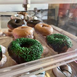 4th Level Roasters - Fresh made Donuts