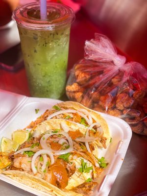 Carnitas Uruapan by null