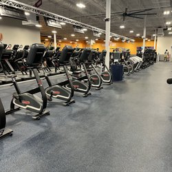 Crunch Fitness - OKC Northwest - A few of the machines