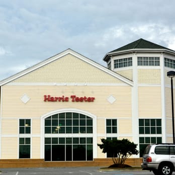 Harris Teeter - Different archetecture than the stores on the Mainland - Grocery Near Me - Corolla, North Carolina
