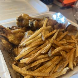 Norman's Country Store & Grill - Lemon Pepper wings with fries