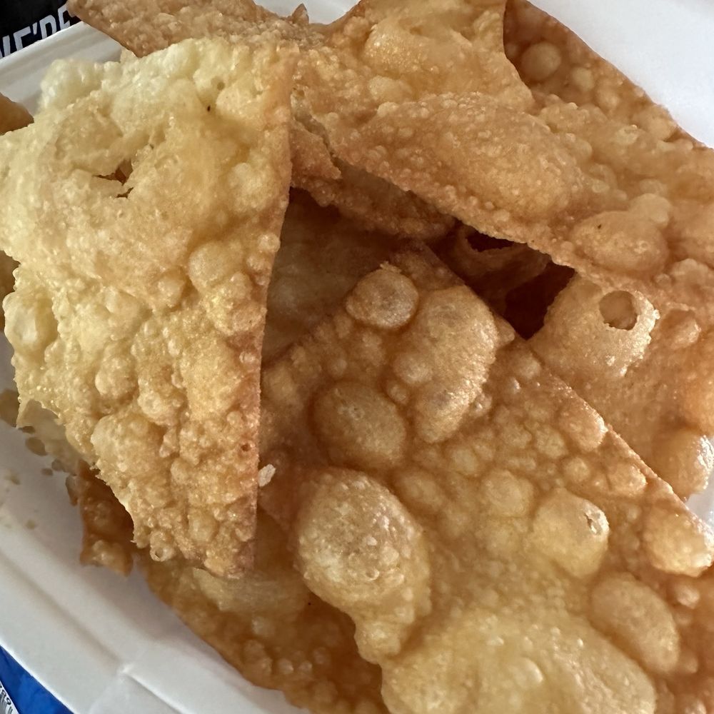Lee Kitchen - Fried wonton skins - Chinese Near Me - Madera, California Lee Kitchen - Fried wonton skins - Chinese Near Me - Madera, California