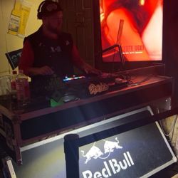 Coyote Ugly Saloon - Dj