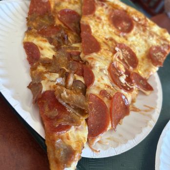 Due Amici Pizza - Pepperoni and sausage pizza - Pizza Near Me - Charlotte, North Carolina Due Amici Pizza - Pepperoni and sausage pizza - Pizza Near Me - Charlotte, North Carolina