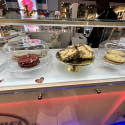 Juliennes Macarons - Cookies and brownies