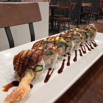 Daruma - Dragon roll - Ramen Near Me - Mesa, Arizona