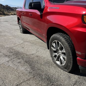 Palms To Pines Towing - Both tires blown on a sketchy mountain road - Towing Near Me - Palm Desert, California Palms To Pines Towing - Both tires blown on a sketchy mountain road - Towing Near Me - Palm Desert, California