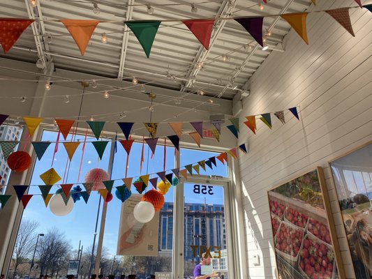 Jeni's Splendid Ice Creams by null