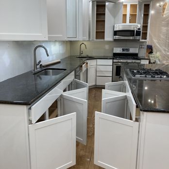 Galeano Glazing - Kitchen work - Painters Near Me Galeano Glazing - Kitchen work - Painters Near Me