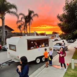 Maui Shave Ice - Orange County - #MauiShaveIce shaving a Costa Mesa Movie Night. #weshaveOC #OrangeCountyShaveIce #SocalShaveIce #CAshaveice #OCshaveice
