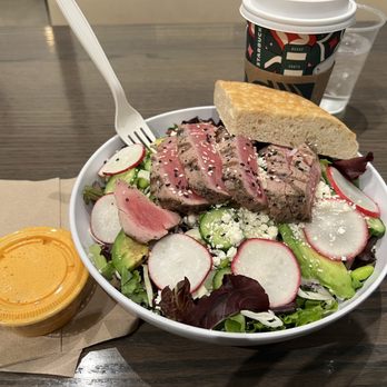 Urbane Cafe - Ahi tuna salad - New American Near Me - Los Angeles, California Urbane Cafe - Ahi tuna salad - New American Near Me - Los Angeles, California