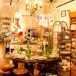 Relish Decor
