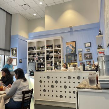 Perbacco - people sitting at a table in a restaurant - Italian Near Me - Houston, Texas