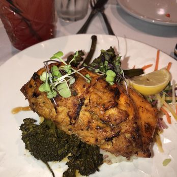 Papi Cuisine - Honey Glazed Stuff Salmon, Asiago mashed potatoes and broccolini - Cocktail Bars Near Me - Baltimore, Maryland
