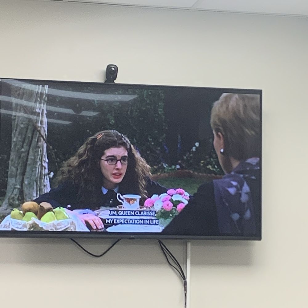 Burbank Urgent Care - Television to entertain yourself while you wait - Urgent Care Near Me - Burbank, California Burbank Urgent Care - Television to entertain yourself while you wait - Urgent Care Near Me - Burbank, California