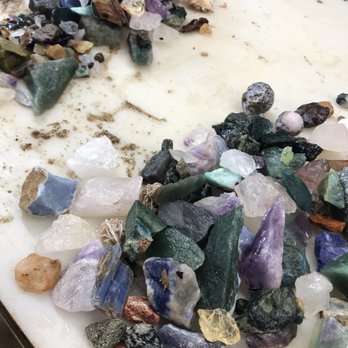 Rockhound Ridge Gem Mine - Jewelry Near Me - Sylva, North Carolina