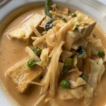 Blue Orchid Thai Restaurant - 2023.03.02 - red curry with tofu - Thai Near Me - Lincoln, Nebraska Blue Orchid Thai Restaurant - 2023.03.02 - red curry with tofu - Thai Near Me - Lincoln, Nebraska