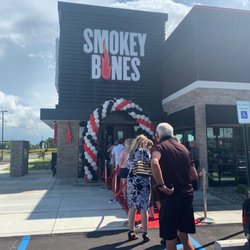 Smokey Bones - Grand Opening 8/7/22, me and the 5 kids were on the list! Everything was awesome! From the vibe, staff to all the food!