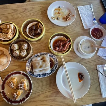 Dim Sum Cafe - almost forgot the savory and sweet pork in a flakey pastry. The white sponge cake was moist and bouncy. I could eat those all day - Dim Sum Near Me - Las Vegas, Nevada