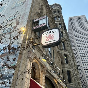 Gluek's Restaurant & Bar - Entrance - Music Venues Near Me - Minneapolis, Minnesota