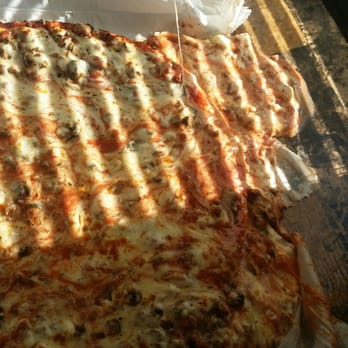 Rico's Pizza - Just terrible looks like a big bread bowl that spilled over - Pizza Near Me - Lansing, Illinois