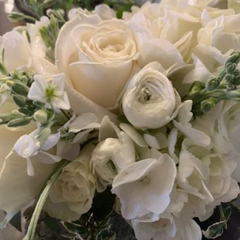 Dynamic Floral - Florists Near Me - Syracuse, Indiana