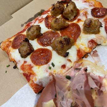 Sugo - Carnivora Slice - Pizza Near Me - Costa Mesa, California Sugo - Carnivora Slice - Pizza Near Me - Costa Mesa, California