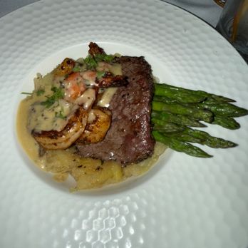 The Lions Den 1837 - Surf and Turf - Steakhouses Near Me - Mineral, Virginia