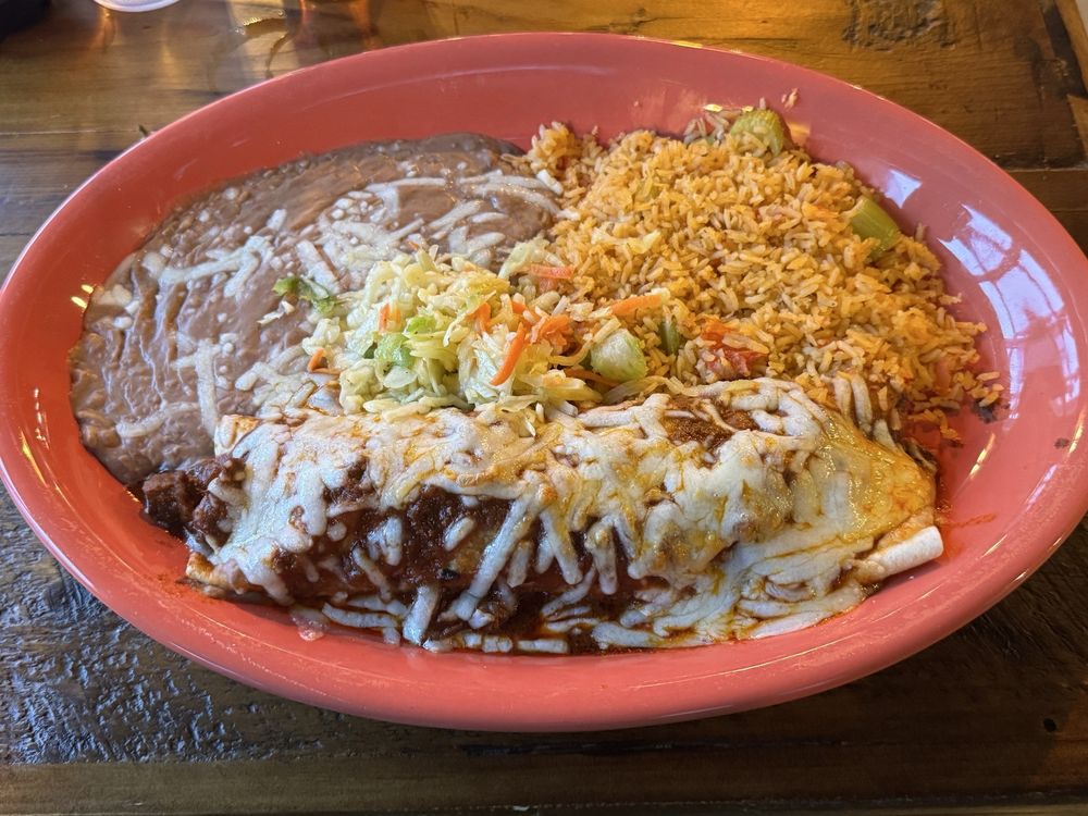 Food from El Caporal