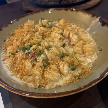 Mission Oak Grill - Mac N' Cheese Au Gratin - New American Near Me - Newburyport, Massachusetts Mission Oak Grill - Mac N' Cheese Au Gratin - New American Near Me - Newburyport, Massachusetts