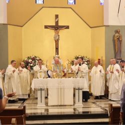 Our Lady Help of Christians - Interior
