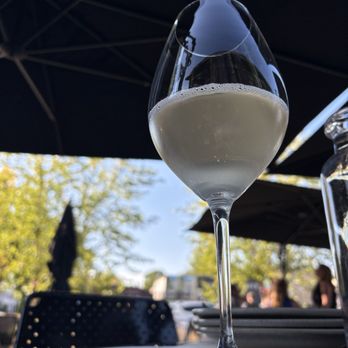 Layline - N/A sparkling blanc de blancs tea (mmm jasmine) - New American Near Me - Excelsior, Minnesota