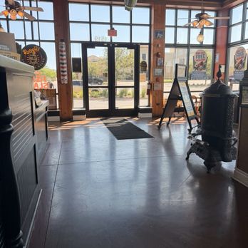 Potbelly - Interior - Sandwiches Near Me - Algonquin, Illinois Potbelly - Interior - Sandwiches Near Me - Algonquin, Illinois