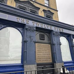 The Twelve Pins - Outside