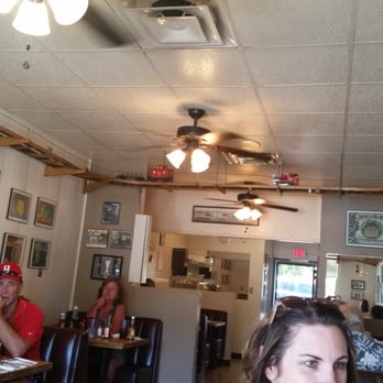Cafe 126 - Breakfast & Brunch Near Me - Ventura, California