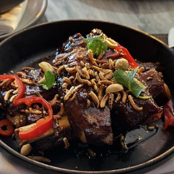 Hawksworth Restaurant - Five spice ribs - Canadian (New) Near Me - Vancouver, British Columbia