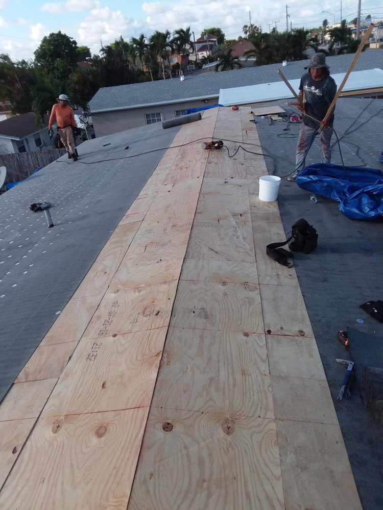 Slide of Alex Roofing