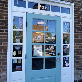 Winchester Brew Works - cute door and signage - Breweries Near Me - Winchester, Virginia Winchester Brew Works - cute door and signage - Breweries Near Me - Winchester, Virginia