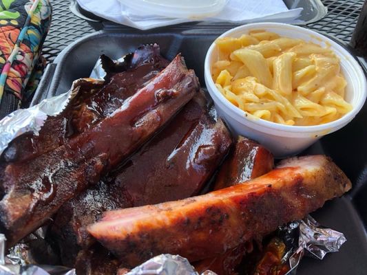 Ray Ray's Hog Pit Clintonville by null