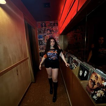 Record Room - Knicks Parade After Party Fit - Speakeasies Near Me - Long Island City, New York Record Room - Knicks Parade After Party Fit - Speakeasies Near Me - Long Island City, New York