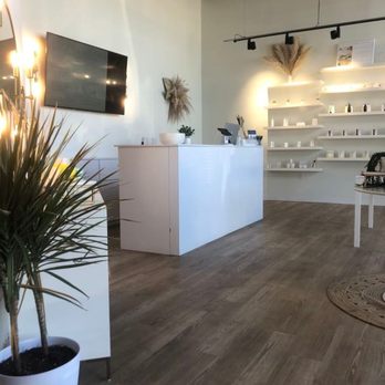 FACE FOUNDRIÉ - Phoenix - Check in area - Skin Care Near Me - Phoenix, Arizona FACE FOUNDRIÉ - Phoenix - Check in area - Skin Care Near Me - Phoenix, Arizona