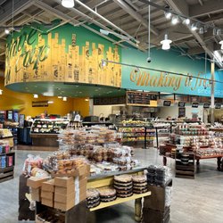Raley's - Bakery department